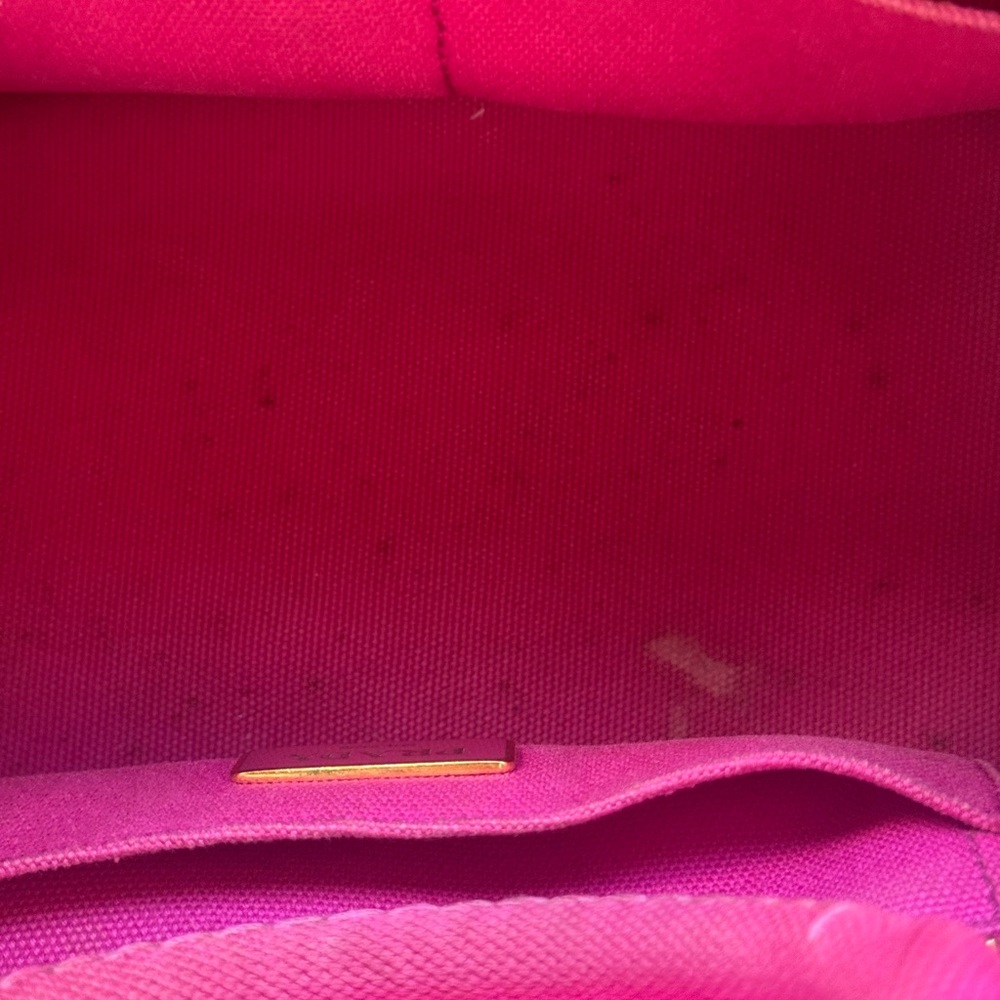 💖 ‼️SALE‼️PRADA’s Perfect Pink Canapa! 💖 - Picture 6 of 7